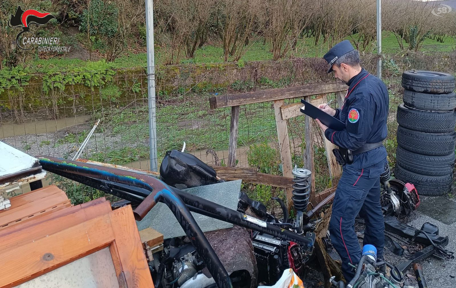 Inquinamento fiume Sarno, gestione illecita di rifiuti