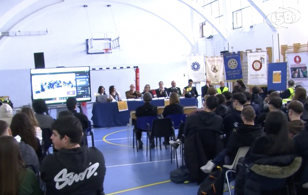 Sicurezza stradale e prevenzione, il Rotary al Ruggero II