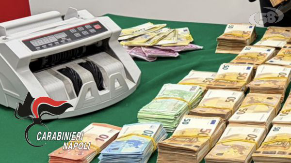 I Carabinieri perquisiscono la casa di un 50enne e trovano quasi un milione di euro nascosti