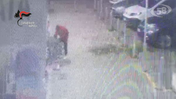 Terrore per una mamma in un supermercato. Tenta di rapire un bimbo di 5 anni: 45enne arrestato