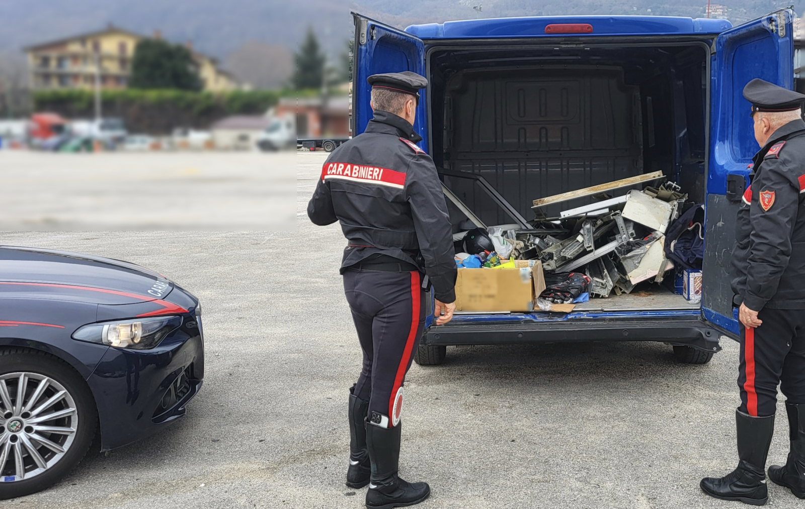 Sorpresi a rubare in un immobile, Carabinieri arrestano 2 persone
