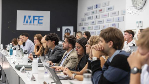 Dopo la laurea: 10 motivi per scegliere un master. La guida dell’ex studente, diventato top manager in soli cinque anni 