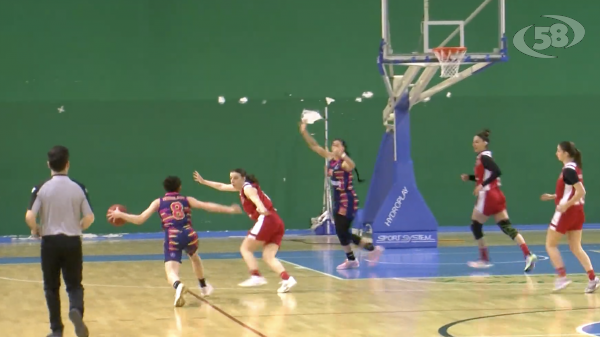 Basket, la squadra del Tricolle cade nell'ultimo quarto