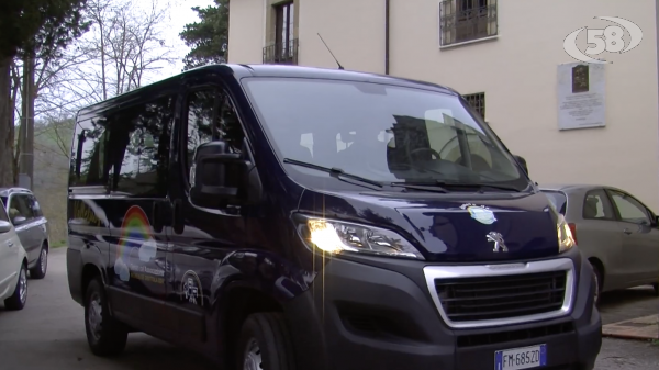 Un pulmino ai Silenziosi Operai della Croce di Valleluogo: la solidarietà  dell'associazione De Grittola