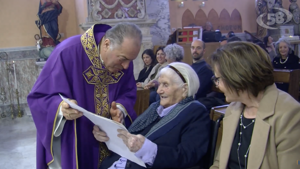 Flumeri in festa per i 100 anni di Angiola Iorillo