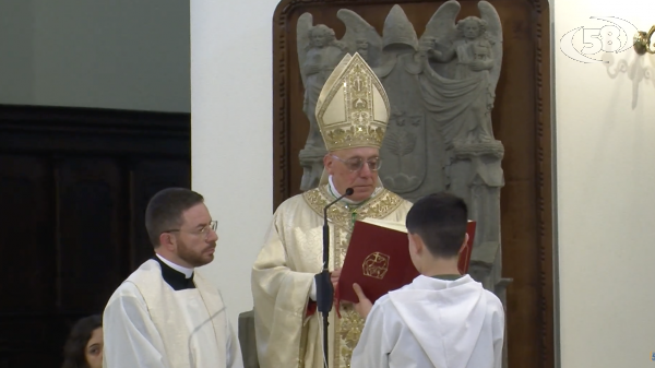 Santa Messa Crismale ad Ariano: il valore dell’Eucaristia e del sacerdozio