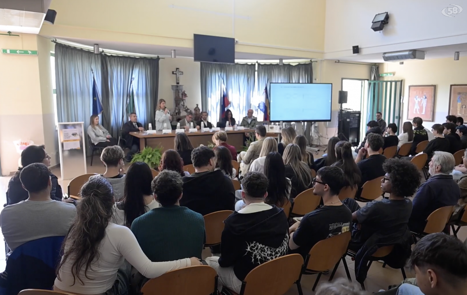 A Grotta studenti progettano montature per "Essequadro"