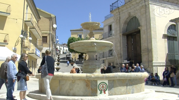 Gesualdo, rinasce la storica Fontana Monumentale di Piazza Umberto I