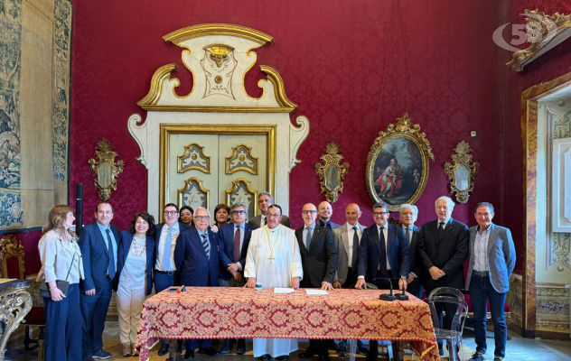 Firma ufficiale del Protocollo d’Intesa tra Rotary Club Avellino, Comune di Mercogliano e Comunità Benedettina