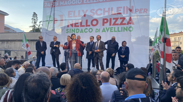 Schlein ad Avellino tira la volata a Nello Pizza sindaco