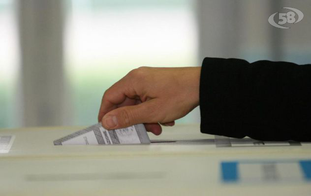 Comuni al voto, affluenza: Avellino 54%, Ariano sopra il 53