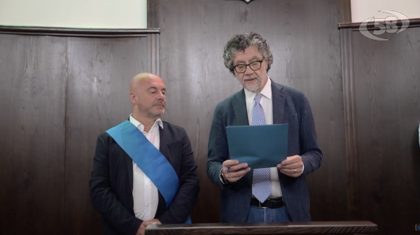 Primo giorno di lavoro per il presidente Picone