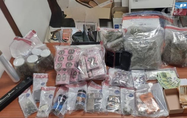 Trovato con oltre 11 chili di droga, bloccato dalla Polizia: arrestato 35enne irpino