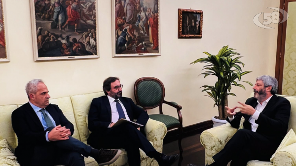  Stadio, piscina, alloggi e treni: intesa tra Comune e Regione