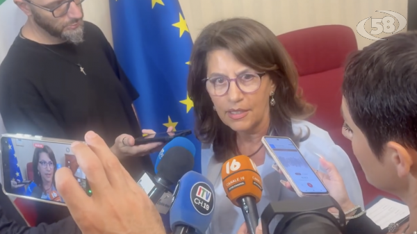 Franca Fico s'insedia alla guida della prefettura di Avellino