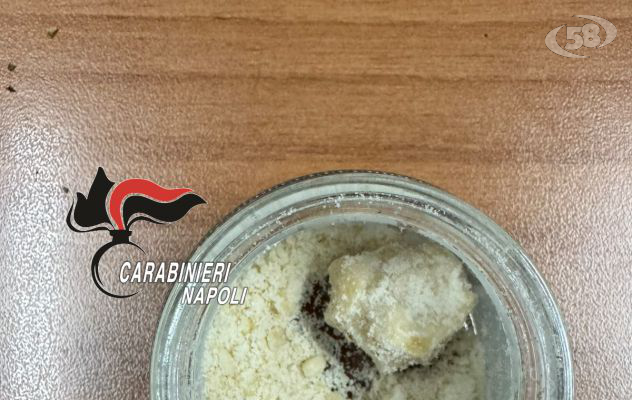 I Carabinieri beccano 4 ragazzi con la nuova e pericolosa droga: white hash. Arrestati