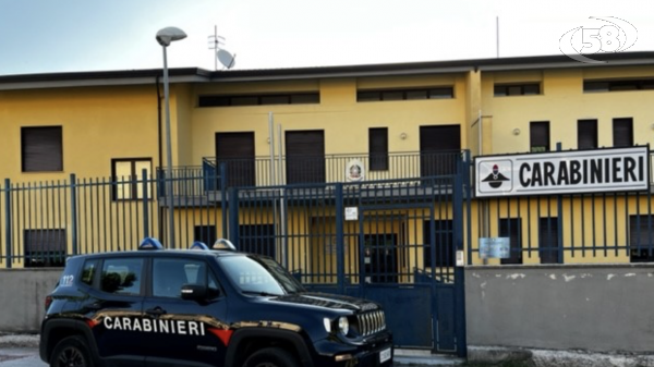 Occupano abitazione, i Carabinieri intervengono e la liberano