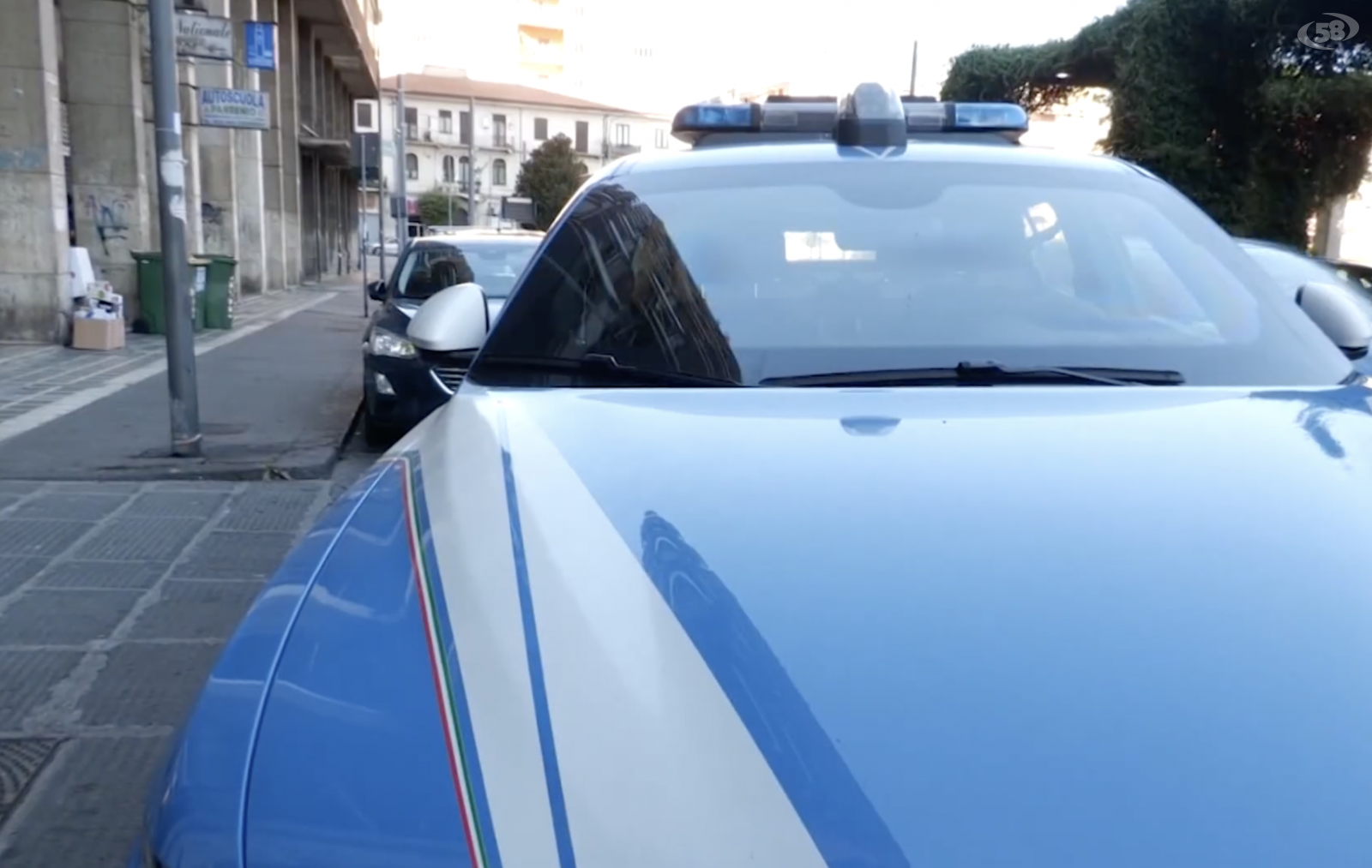 Ordigno ad Avellino, si cerca un uomo col cappuccio