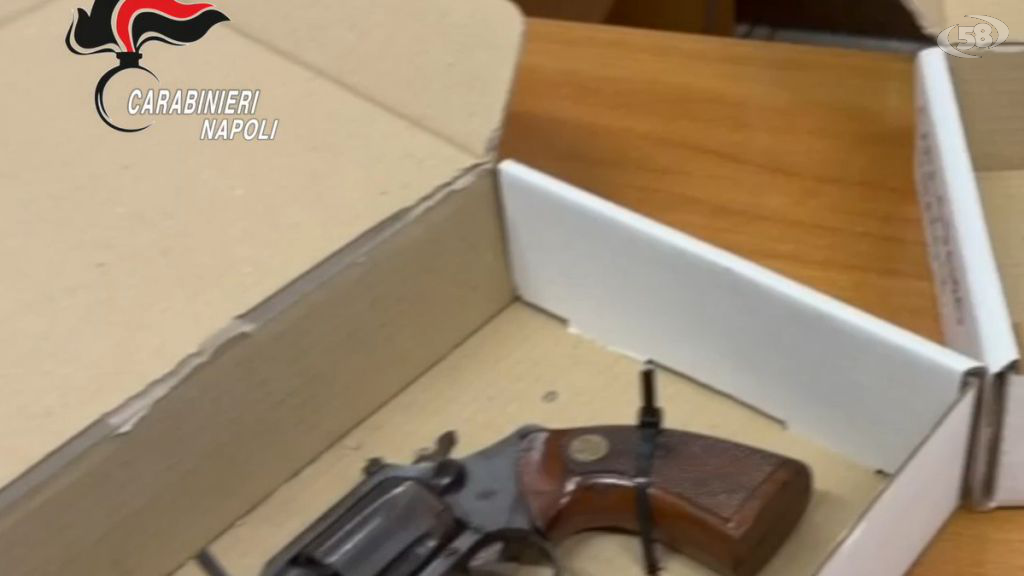 Armi, droga e due bombe in casa. Blitz dei Carabinieri. 57enne in carcere/VIDEO