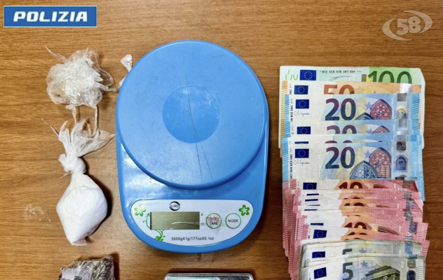 27enne ai domiciliari per spaccio continuava a smerciare droga