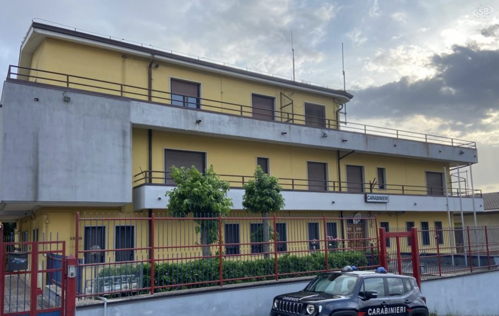 Carabinieri arrestano un 27enne per possesso e fabbricazione di documenti falsi