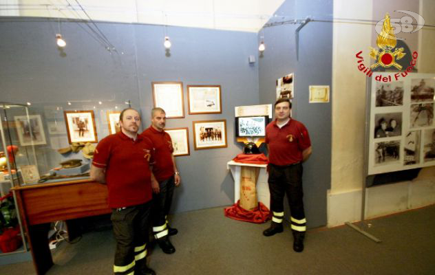 Napoli, la mostra storica dei vigili del Fuoco inaugurata alla Basilica della Pietrasanta