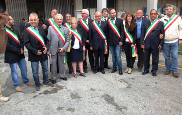 Tribunale Sant'Angelo, sindaci mobilitati. Si spera nella proroga/VIDEO