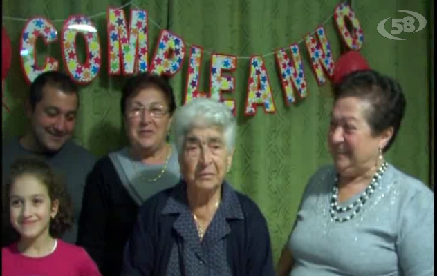 Ariano, i 101 anni di nonna Maria: festa grande in contrada Serra/VIDEO