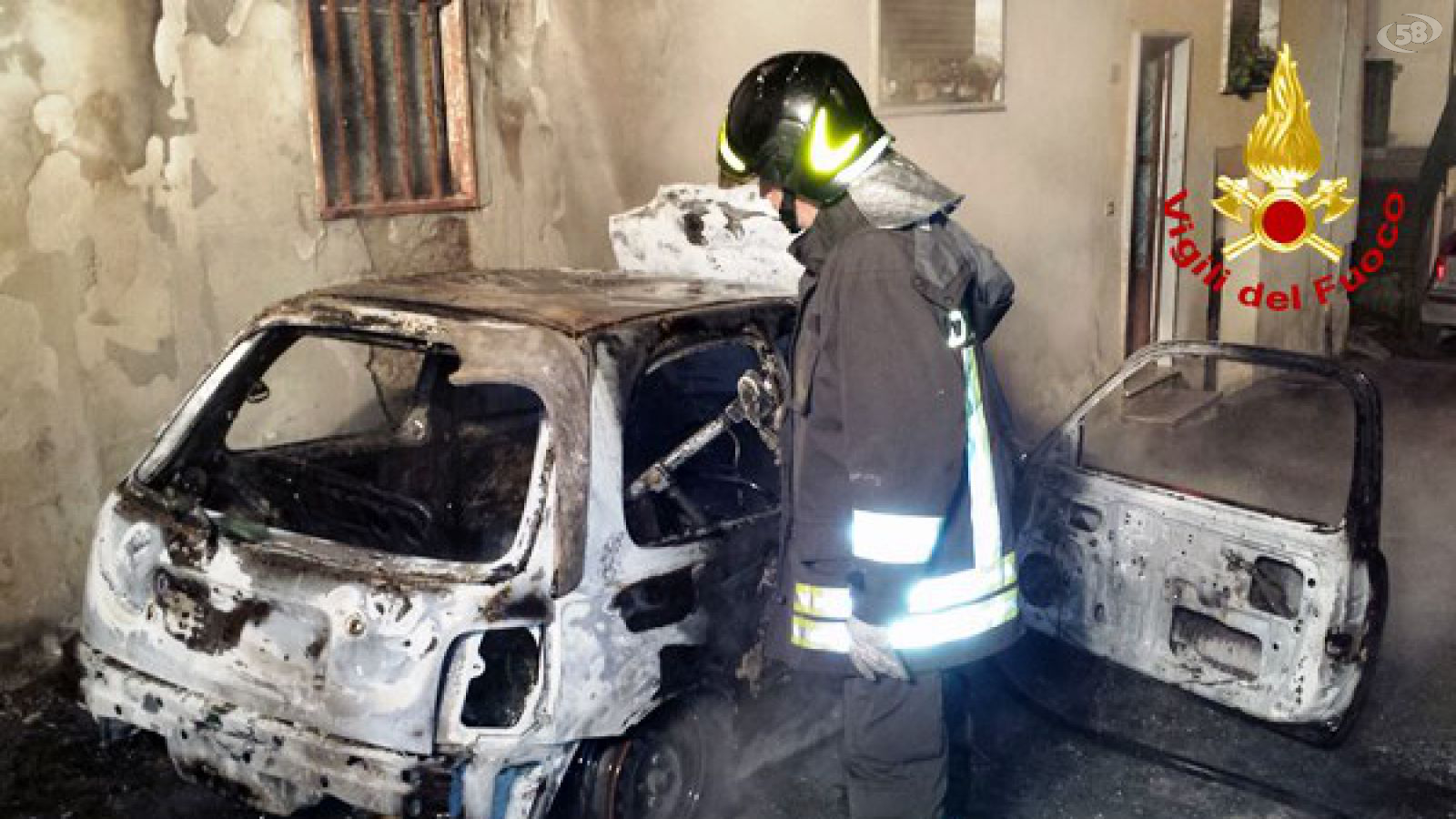 incendio auto 