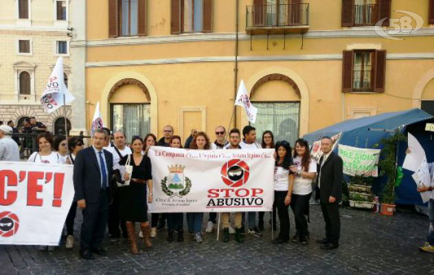 Parrucchieri ed estetiste contro l'abusivismo, professionisti arianesi a Roma