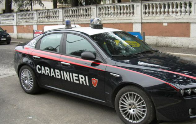 Hashish e marjuana in macchina: denunciato dai carabinieri