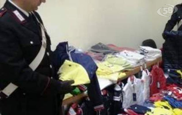 Ricettazione: sequestrati capi d'abbigliamento, Due denunce