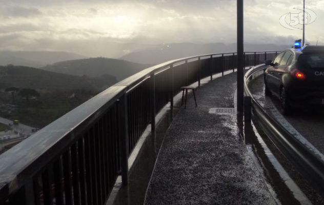 Dramma ad Ariano, giovane di Villanova si lancia dal ponte della panoramica