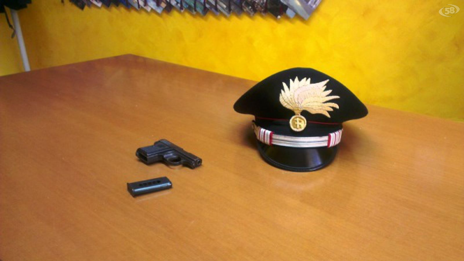 Carabinieri pistola