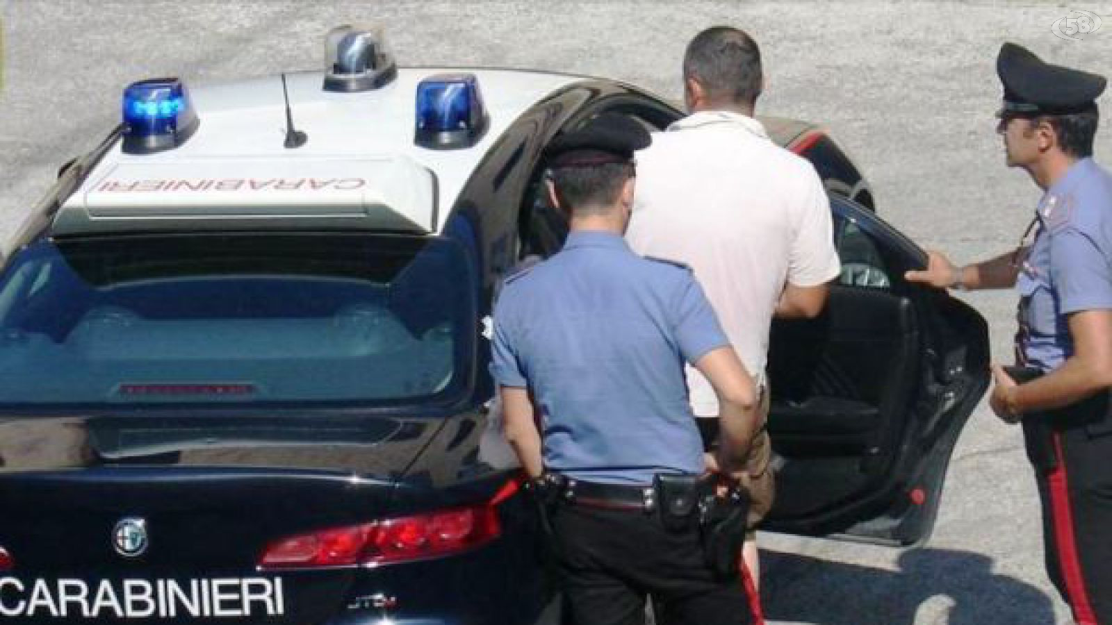carabinieri arresto