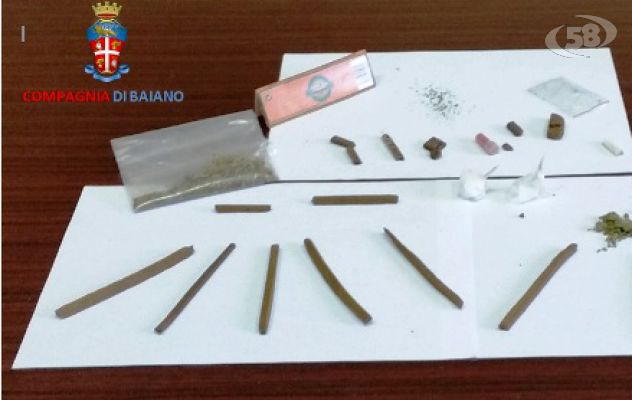 Hashish e marijuana nelle tasche, denunciato pregiudicato